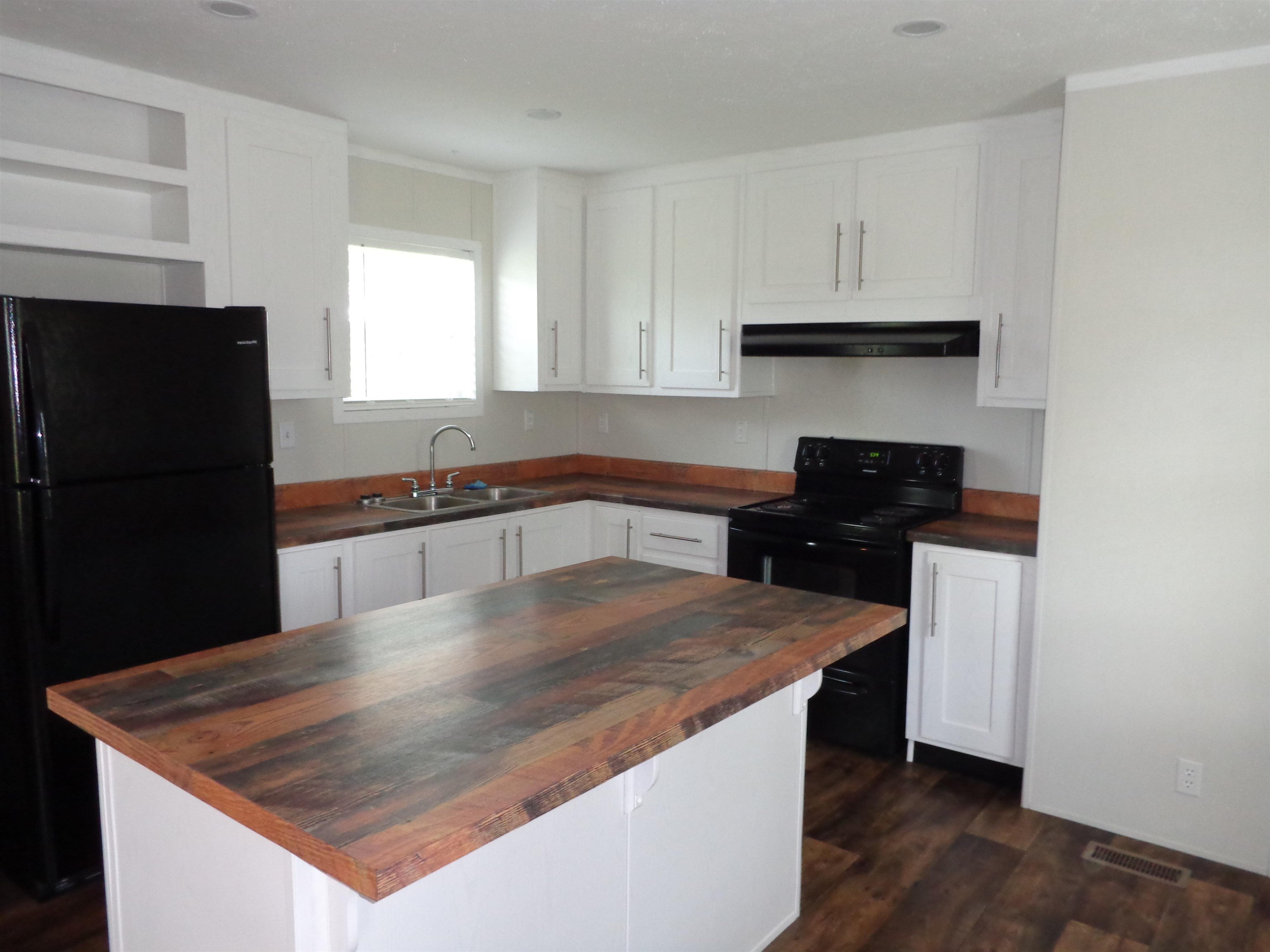 5987 Airport Road Hartford, AL 36344 - Photo 8 of 21 Gallery Image 8