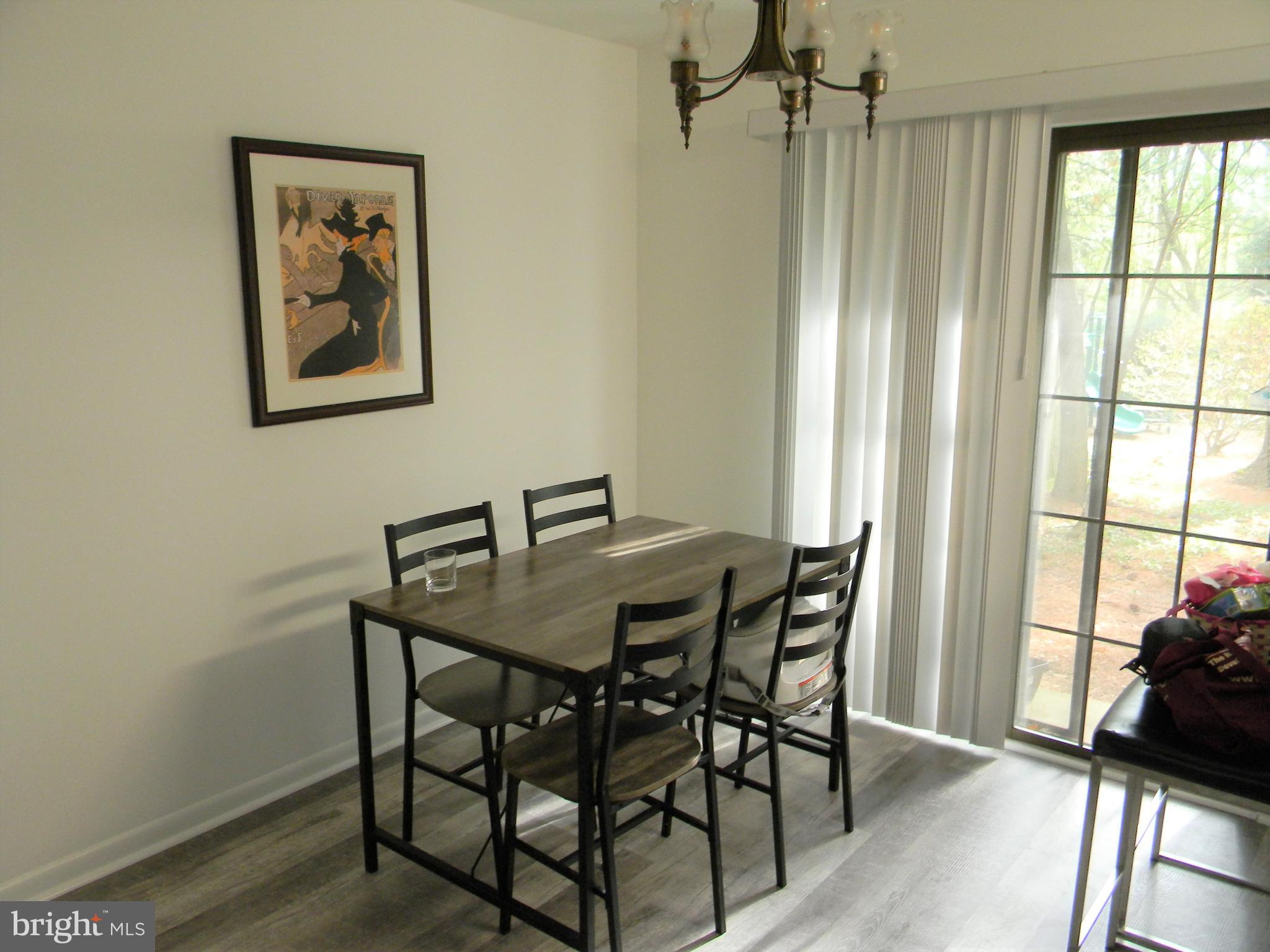 11319 Headlands Court Reston, VA 20191 - Photo 6 of 20 Dining Room