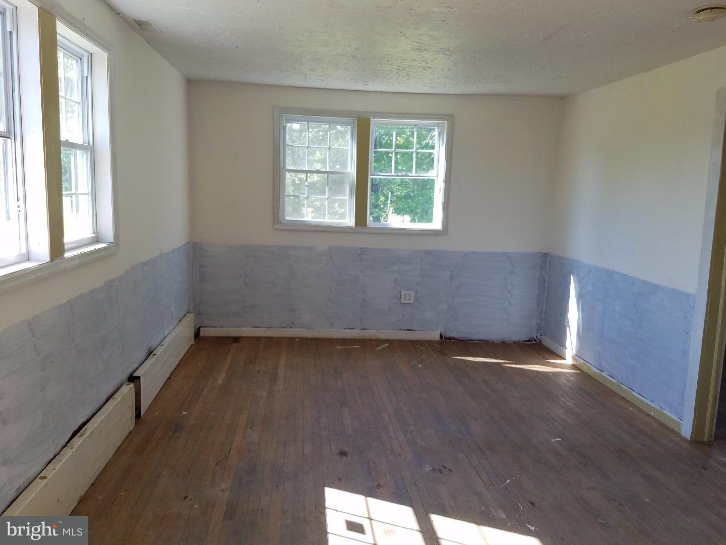 2055 Bustleton Road Burlington, NJ 08016 - Photo 22 of 25