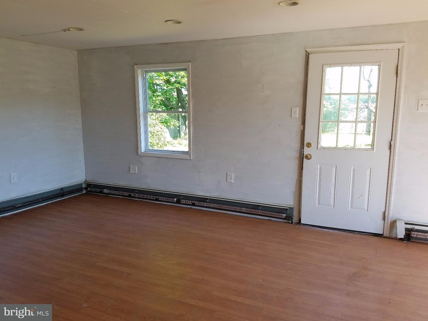 2055 Bustleton Road Burlington, NJ 08016 - Photo 5 of 25