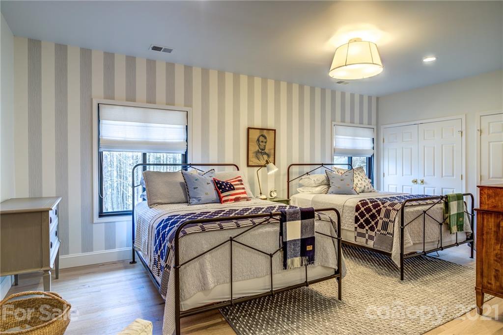 509 Crystal Mountain Road, Unit 1 Boone, NC 28607 - Photo 31 of 37 Gallery Image 31