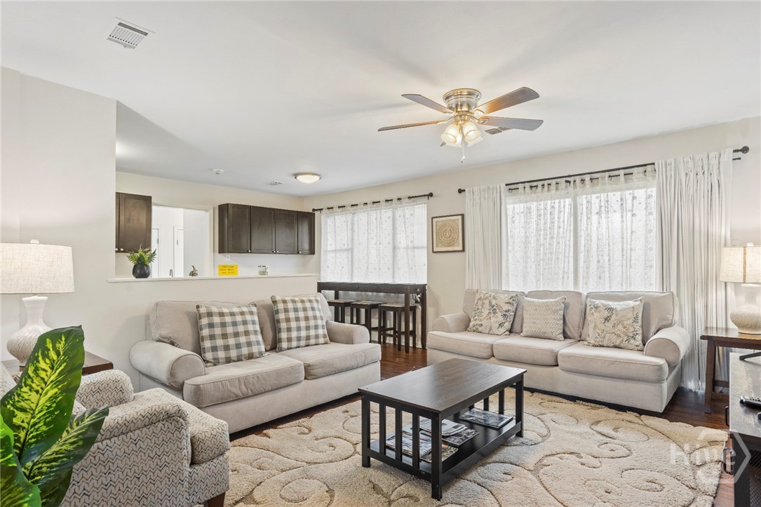 300 Floyd Street Hinesville, GA 31313 - Photo 6 of 23