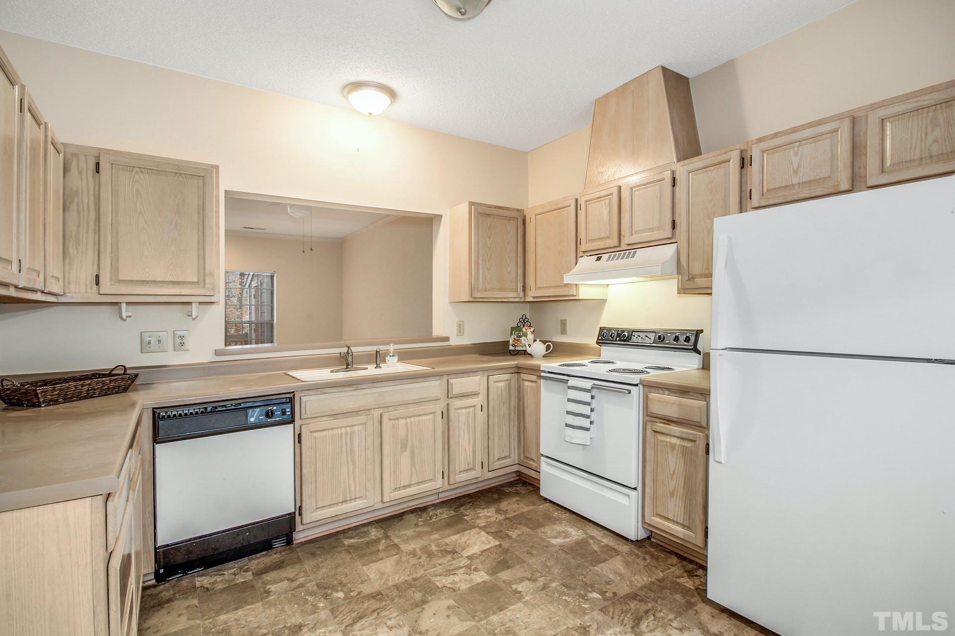 4460 Still Pines Drive Raleigh, NC 27613 - Photo 5 of 14