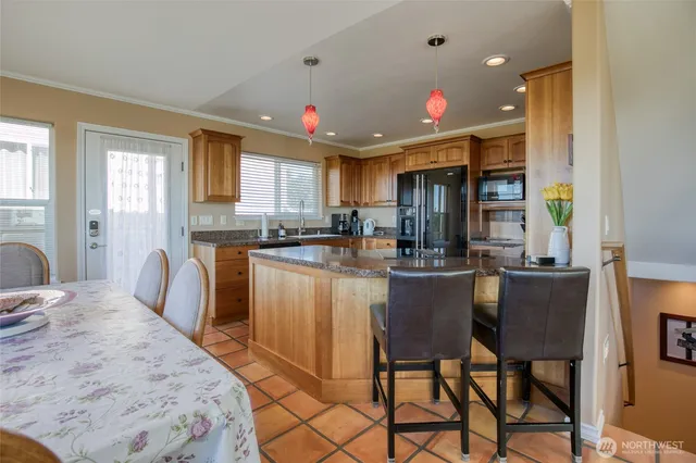 $827,000 | 27 Ocean Lane, Copalis Beach, WA 98535