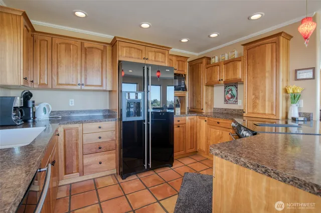 $827,000 | 27 Ocean Lane, Copalis Beach, WA 98535