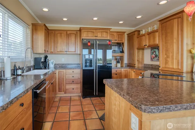 $827,000 | 27 Ocean Lane, Copalis Beach, WA 98535