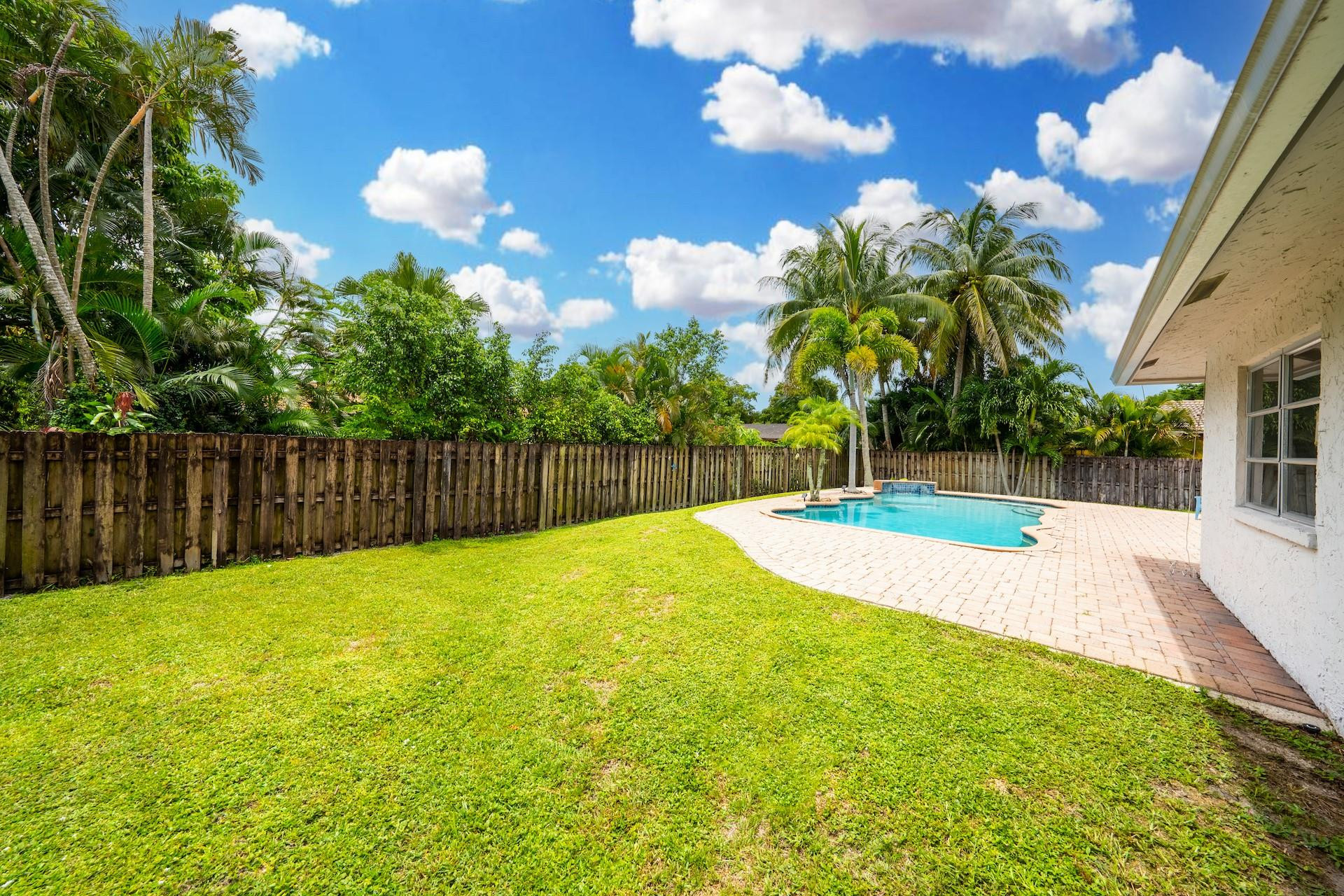 2548 Northwest 37th Street Boca Raton, FL 33434 - Photo 25 of 34 Photo 25