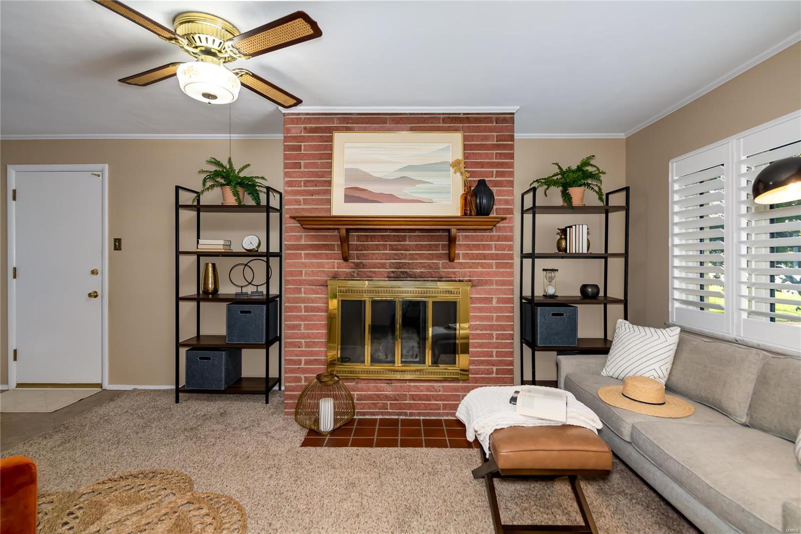 9832 Ridgely Lane St. Louis, MO 63123 - Photo 9 of 39 Gallery Image 9