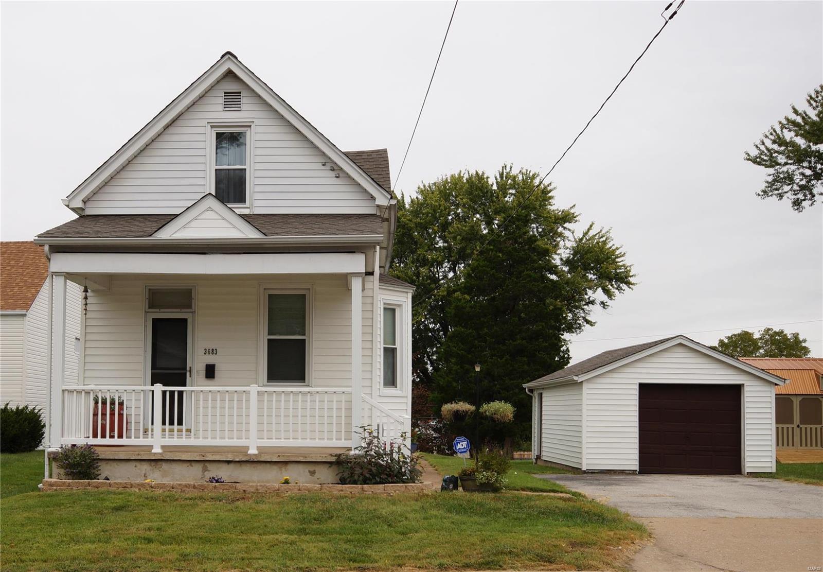 3683 Weber Road St. Louis, MO 63125 - Photo 2 of 28 Gallery Image 2