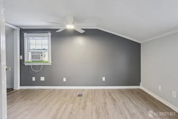 $3,100 | 20 Stephen Street, Sayreville, NJ 08879