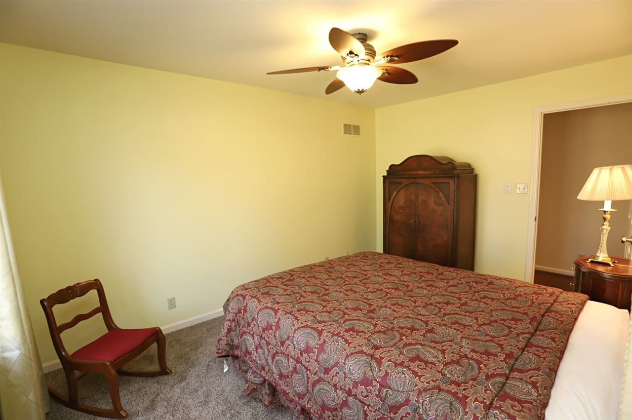1347 Timberlake Road, Unit 25A Evansville, IN 47710 - Photo 17 of 30 Gallery Image 17
