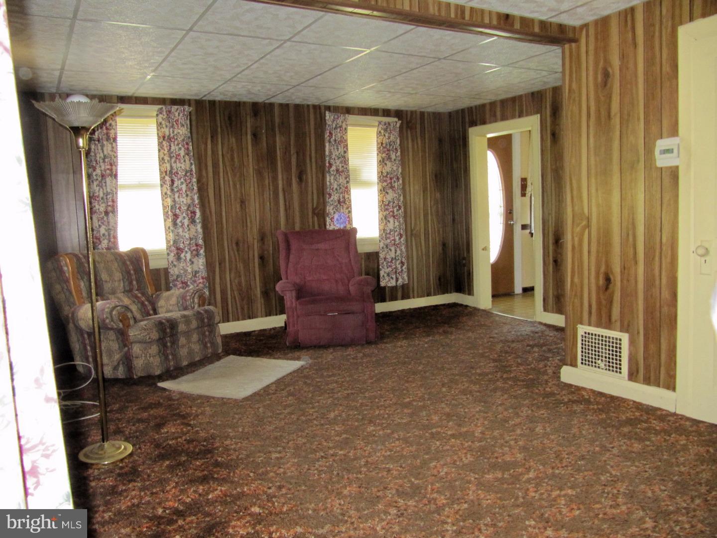 316 Vinemont Road Reinholds, PA 17569 - Photo 6 of 9 Living Room