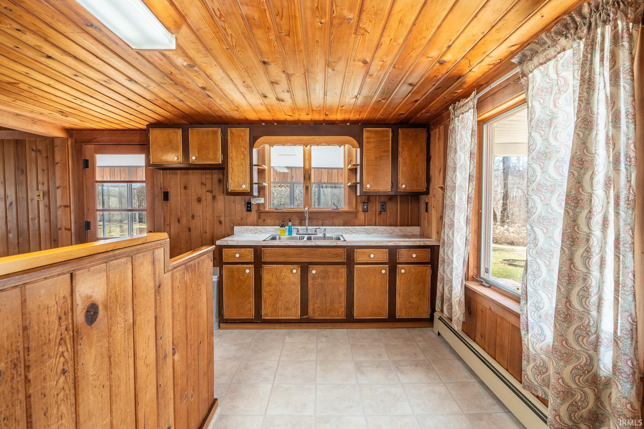 75 West Old Trail Somerset, IN 46940 - Photo 7 of 32