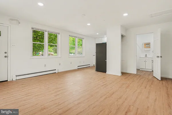 $1,200 | 107 Allison Road, Oreland, PA 19075
