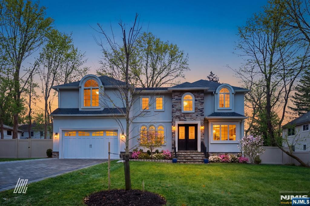 8 Ranch Lane Closter, NJ 07624 - Photo 2 of 36
