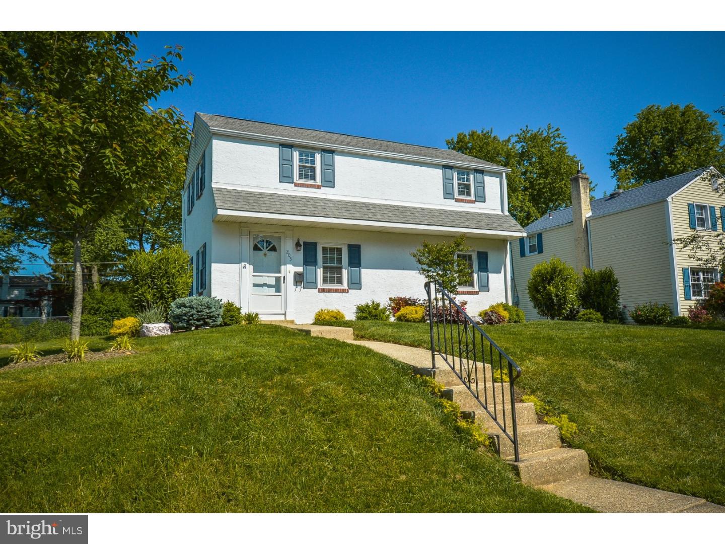 203 Lyster Road Oreland, PA 19075 - Photo 1 of 22 Exterior Front