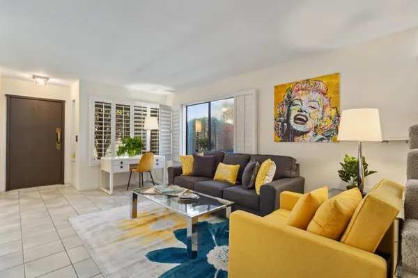 $6,000 | 73330 Shadow Mountain Drive, Unit 32, Palm Desert, CA 92260