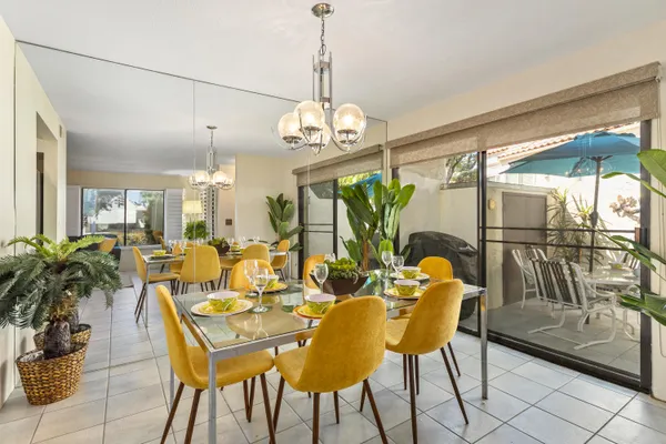 $6,000 | 73330 Shadow Mountain Drive, Unit 32, Palm Desert, CA 92260
