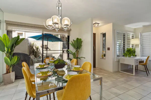 $6,000 | 73330 Shadow Mountain Drive, Unit 32, Palm Desert, CA 92260