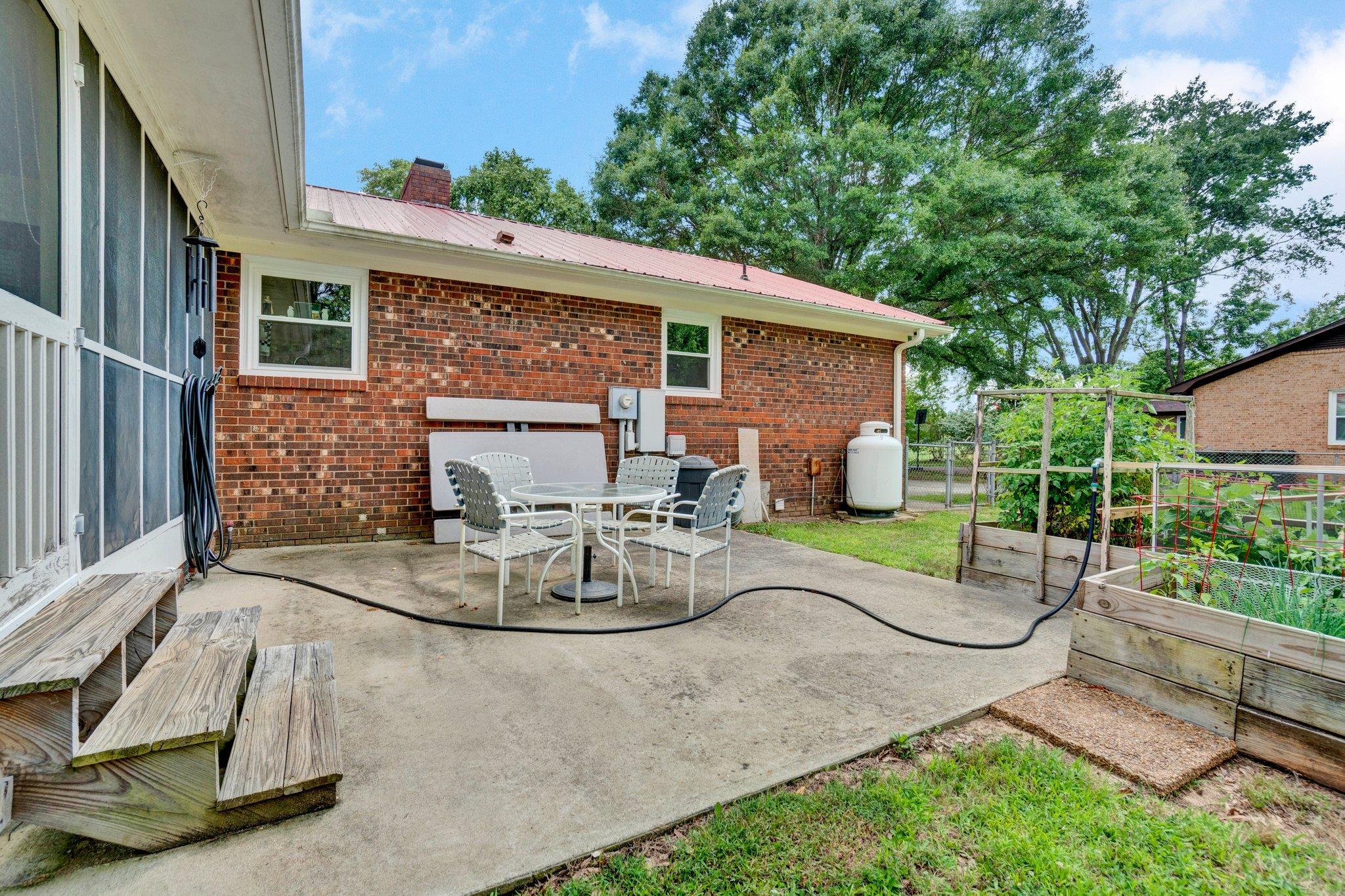 203 Ponder Road Greer, SC 29651 - Photo 33 of 48