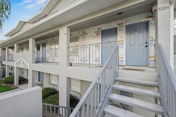 $130,000 | 7218 East Bank Drive, Unit 205, Tampa, FL 33617