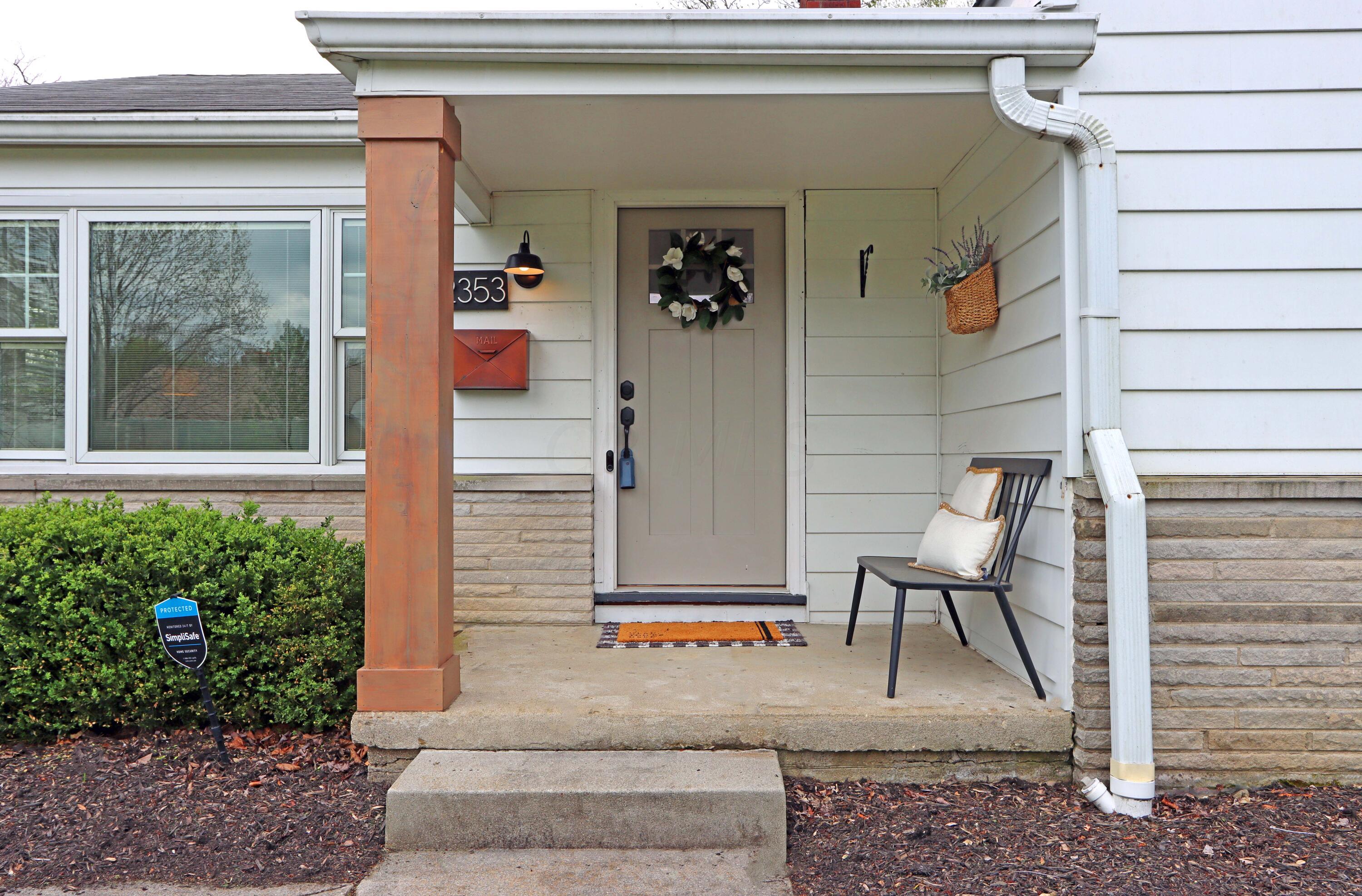 2353 Shrewsbury Road Columbus, OH 43221 - Photo 3 of 44 2353 Shrewsbury Rd