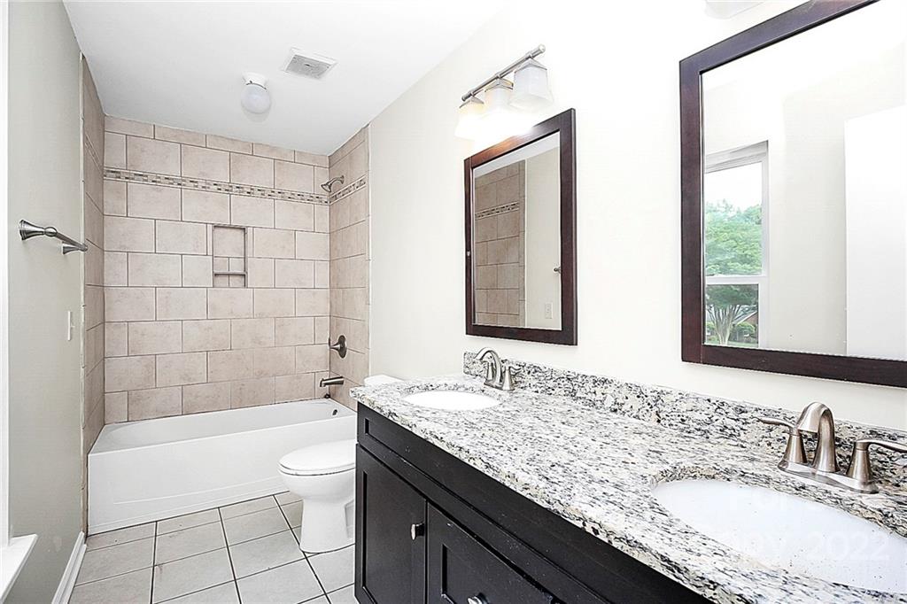 11307 5 Cedars Road Charlotte, NC 28226 - Photo 13 of 25 Gallery Image 13