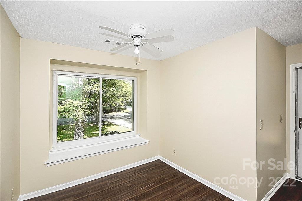 11307 5 Cedars Road Charlotte, NC 28226 - Photo 17 of 25 Gallery Image 17