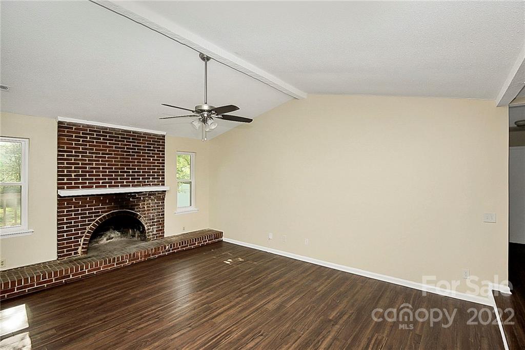 11307 5 Cedars Road Charlotte, NC 28226 - Photo 20 of 25 Gallery Image 20