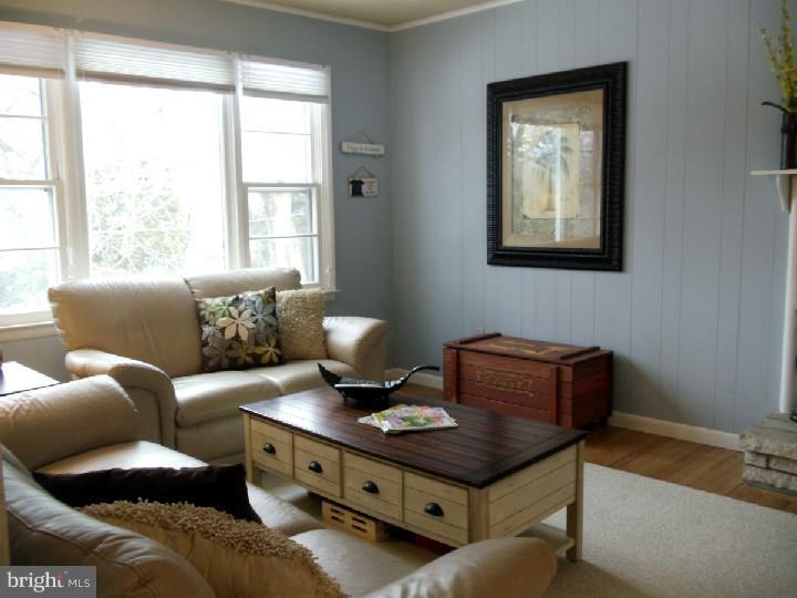 447 Holland Street Reading, PA 19607 - Photo 10 of 17 Gallery Image 10