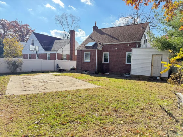 $799,000 | 1752 New Hyde Park Road, New Hyde Park, NY 11040