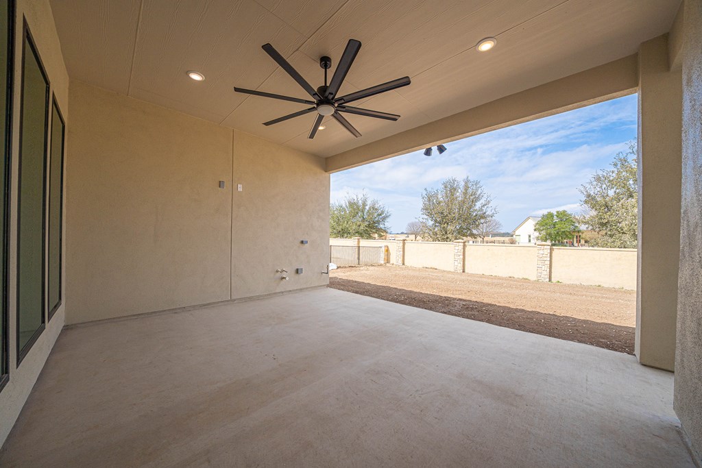 2032 Toscano Way Kerrville, TX 78028 - Photo 24 of 25