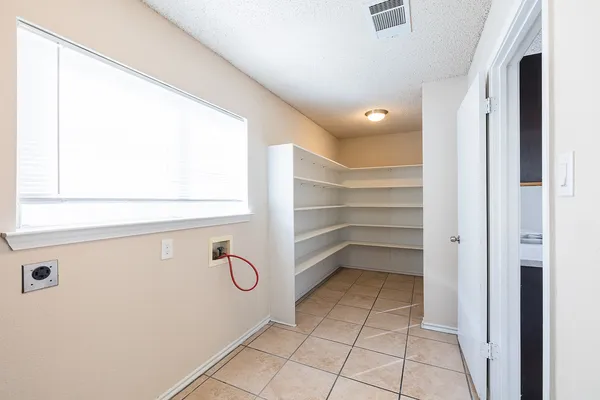 $2,450 | 1240 Dexford Drive, Austin, TX 78753