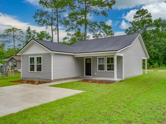 $209,900 | 17 Spokan Trail, Crawfordville, FL 32327