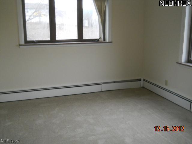 3050 Ridgewood Road Akron, OH 44333 - Photo 5 of 10