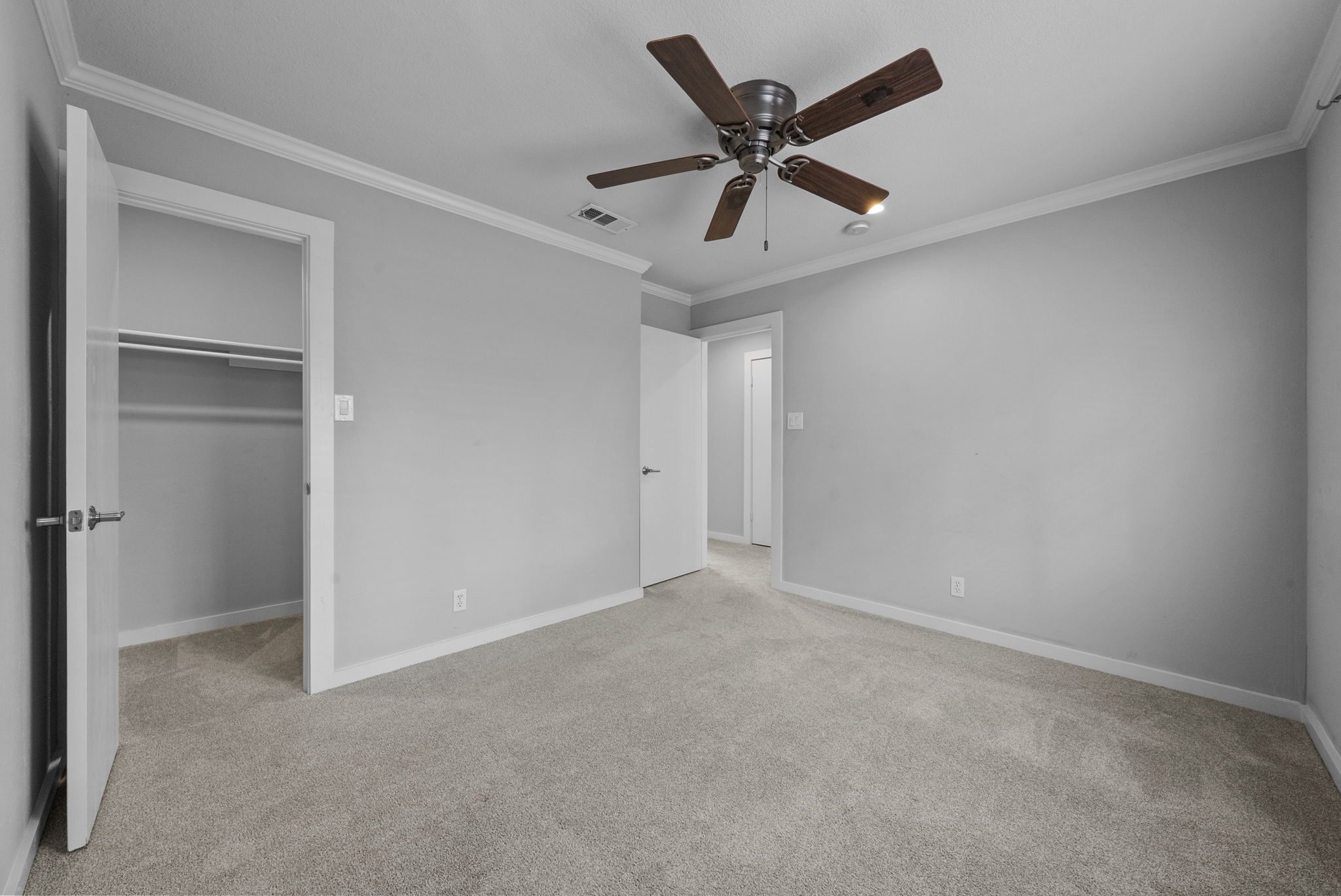 11405 Pyreneese Drive Austin, TX 78759 - Photo 21 of 37 a view of a big room with wooden floor