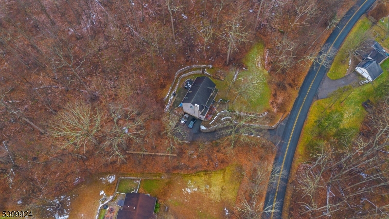 123 Vail Road Columbia, NJ 07832 - Photo 32 of 44 a view of entryway