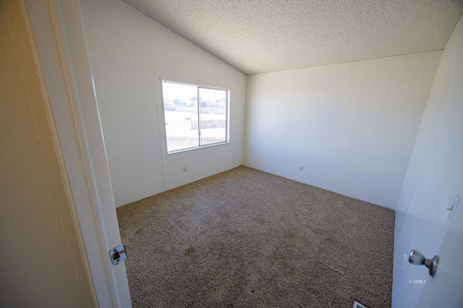801 West Ward Avenue, Unit 9A Ridgecrest, CA 93555 - Photo 17 of 24