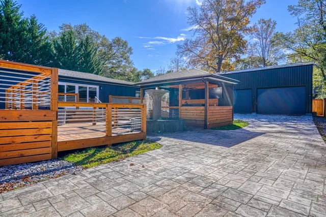 $1,200,000 | 825 North Franklin Road, Greenville, SC 29617