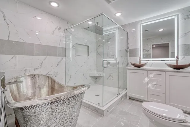 $1,200,000 | 825 North Franklin Road, Greenville, SC 29617