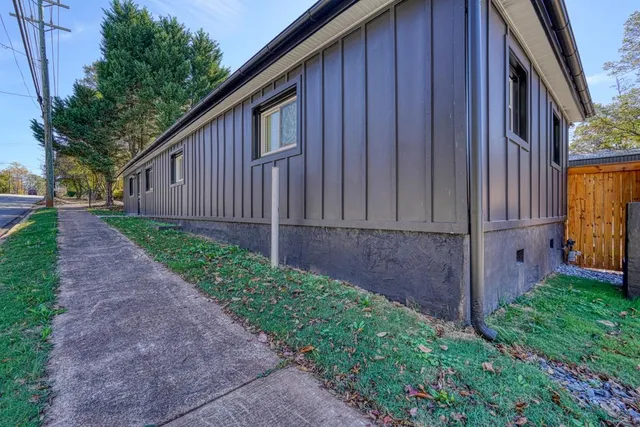 $1,200,000 | 825 North Franklin Road, Greenville, SC 29617