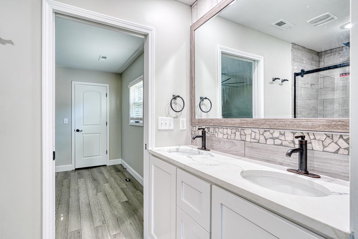 825 North Franklin Road Greenville, SC 29617 - Photo 31 of 47