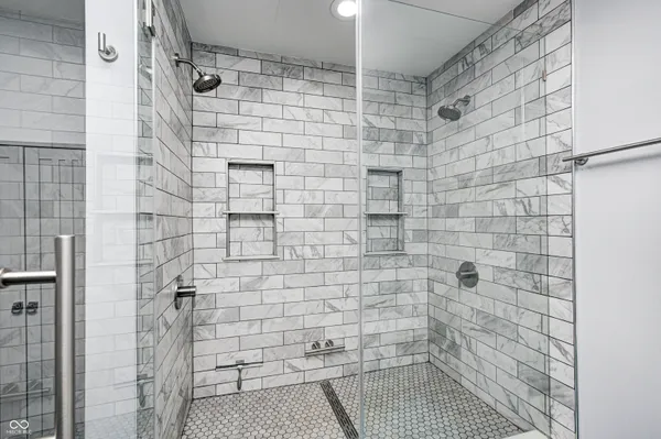 $1,248,000 | 690 North 600 West, Lebanon, IN 46052