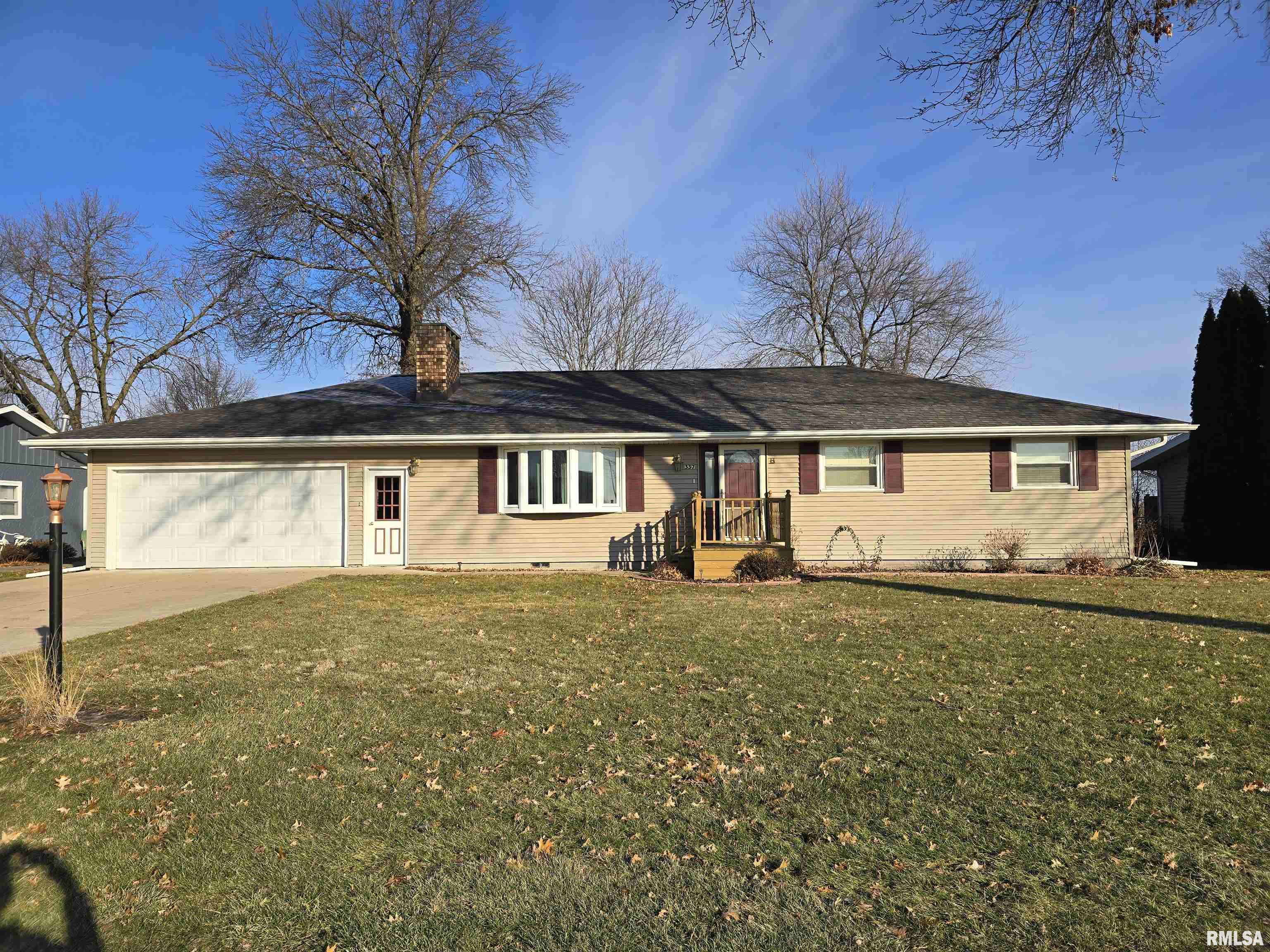 337 Harvester Road Canton, IL 61520 - Photo 2 of 66 Gallery Image 2
