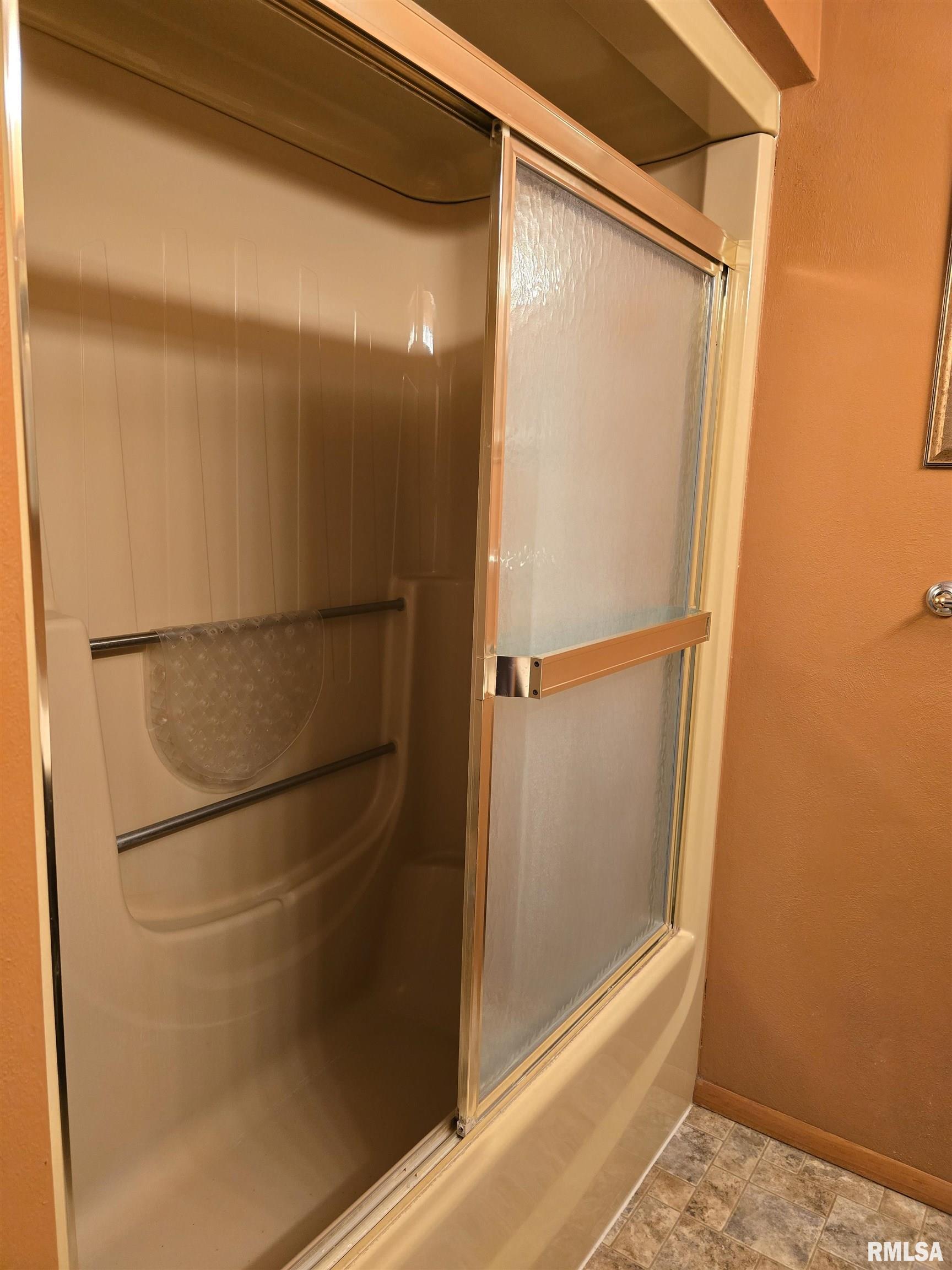 337 Harvester Road Canton, IL 61520 - Photo 36 of 66 Gallery Image 36