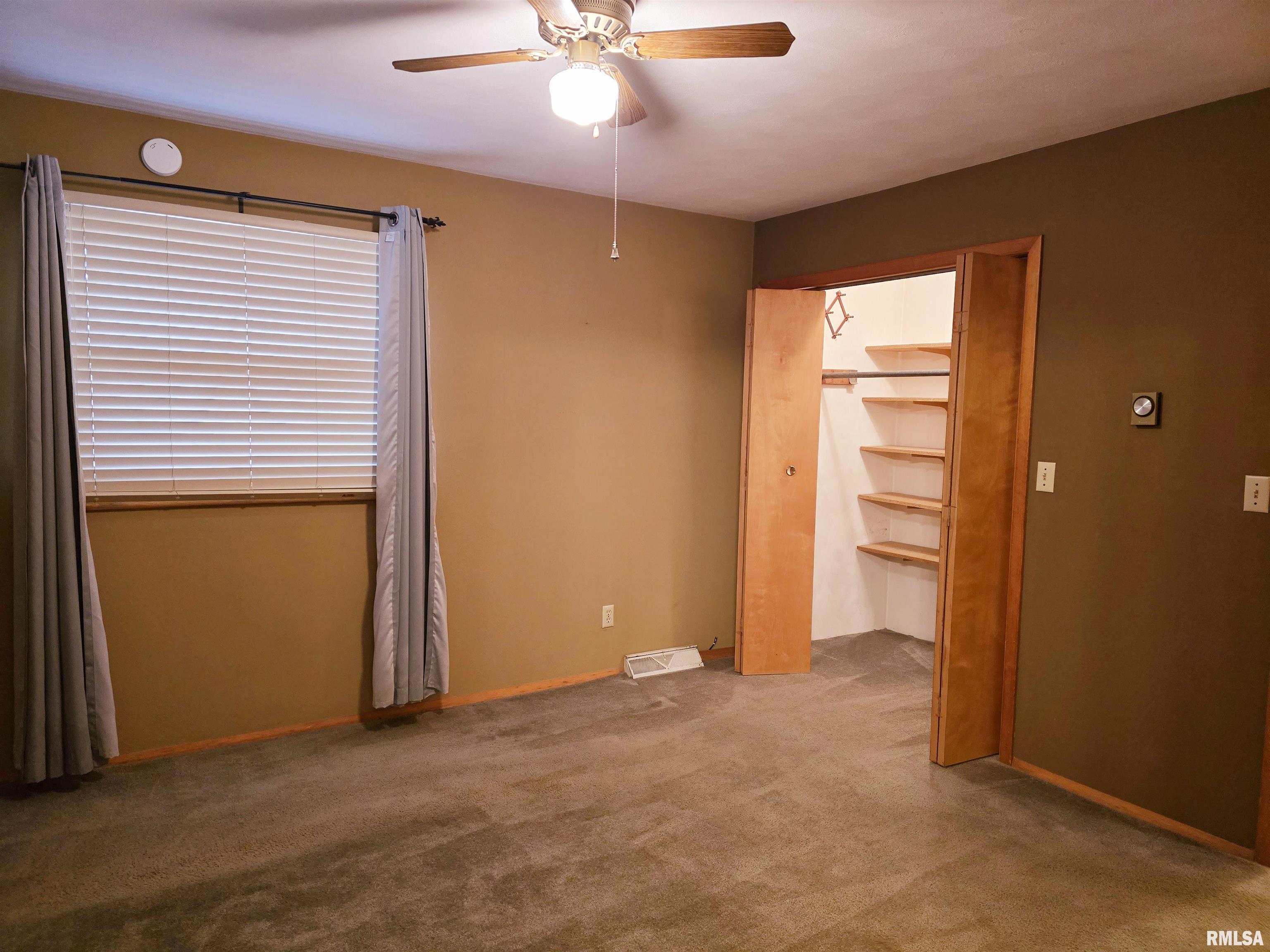 337 Harvester Road Canton, IL 61520 - Photo 39 of 66 Gallery Image 39