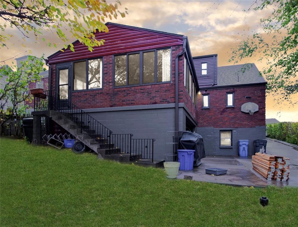 1810 Borland Road Pittsburgh, PA 15243 - Photo 2 of 25 Gallery Image 2