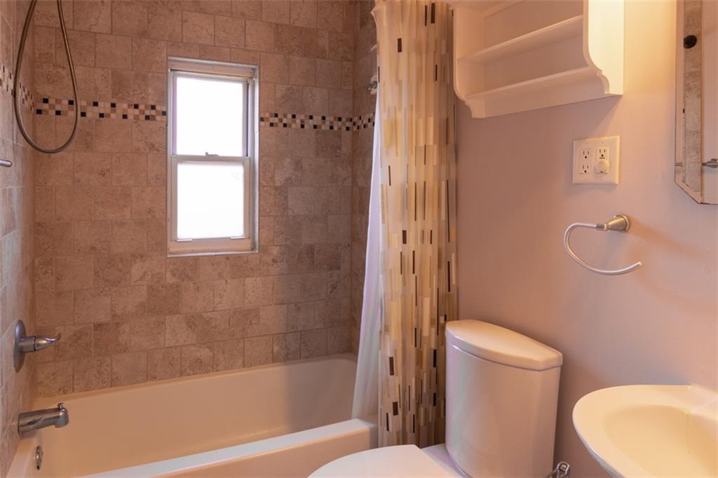 1810 Borland Road Pittsburgh, PA 15243 - Photo 18 of 25 Gallery Image 18