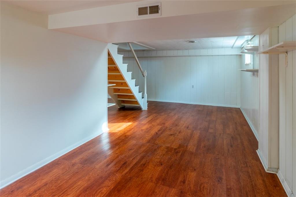 1810 Borland Road Pittsburgh, PA 15243 - Photo 23 of 25 Gallery Image 23