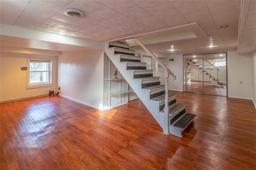 1810 Borland Road Pittsburgh, PA 15243 - Photo 24 of 25 Gallery Image 24
